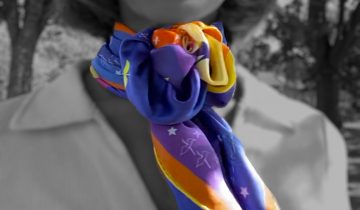 How to Knot Your Silk Scarf in a Flower Knot